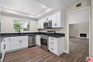 2749 Amber Wood Pl, Thousand Oaks, CA 91362 - Photo 6