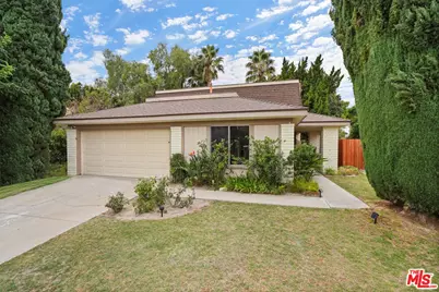 2749 Amber Wood Pl, Thousand Oaks, CA 91362 - Photo 2