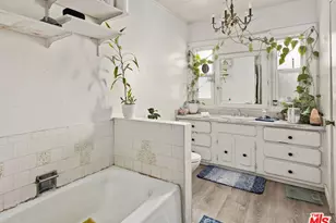 6501 Commodore Sloat Dr, Los Angeles, CA 90048 - Photo 20