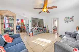 1618 S Burnside Ave, Los Angeles, CA 90019 - Photo 20