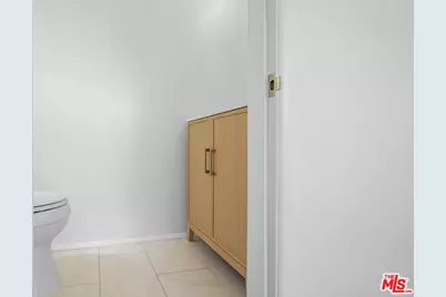 5320 W 57th St, Los Angeles, CA 90056 - Photo 20