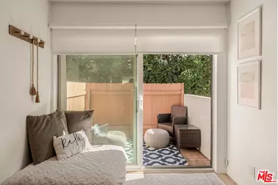 922 Lincoln Blvd #2, Santa Monica, CA 90403 - Photo 6