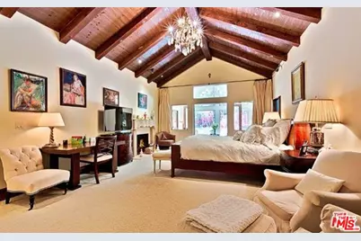 12090 Summit Cir, Beverly Hills, CA 90210 - Photo 22