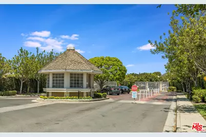 3867 Thorncroft Ln #B, Inglewood, CA 90305 - Photo 24