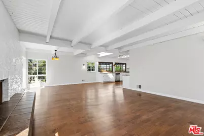 3900 Pacific Ave, Marina del Rey, CA 90292 - Photo 10