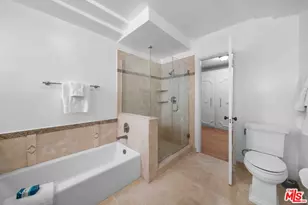 865 S Lucerne Blvd, Los Angeles, CA 90005 - Photo 24