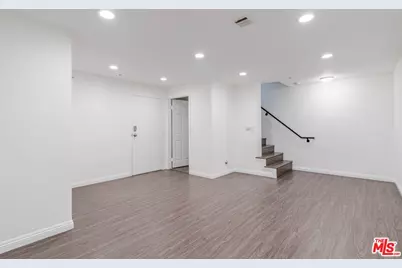 5521 Kester Ave #7, Sherman Oaks, CA 91411 - Photo 16