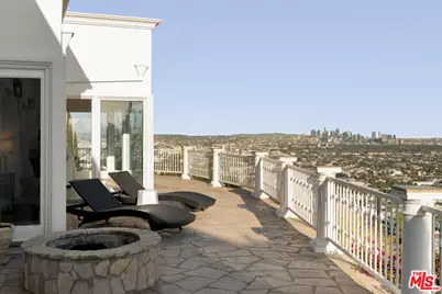 8527 Hedges Way, Los Angeles, CA 90069 - Photo 4