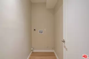 1826 W 78th St, Los Angeles, CA 90047 - Photo 44