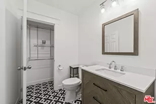 1215 5th Ave, Los Angeles, CA 90019 - Photo 10