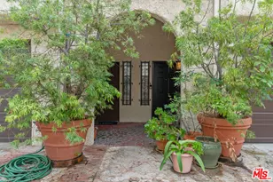 1979 Grace Ave #Unit #8, Los Angeles, CA 90068 - Photo 2