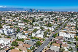 1597 W 37th St, Los Angeles, CA 90018 - Photo 18
