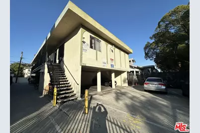 869 W 41st St, Los Angeles, CA 90037 - Photo 4