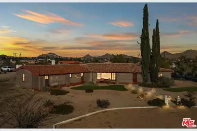 15617 Mondamon Rd, Apple Valley, CA 92307 - Photo 2