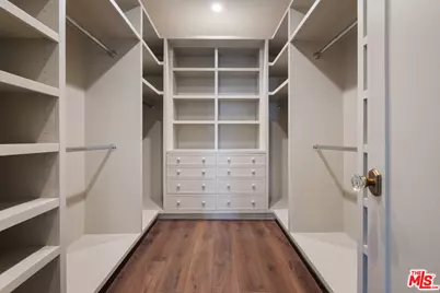 2180 W 31st St, Los Angeles, CA 90018 - Photo 34