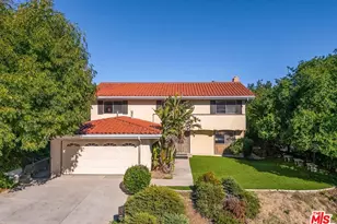 24561 Calvert St, Woodland Hills, CA 91367 - Photo 2