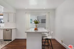 4620 Don Lorenzo Dr, Los Angeles, CA 90008 - Photo 10