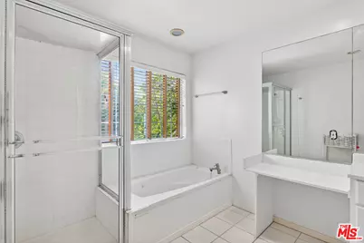 1544 S Point View St, Los Angeles, CA 90035 - Photo 42