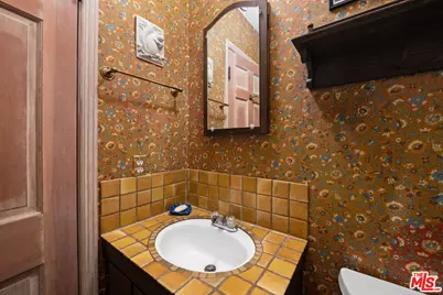 11324 Sunset Blvd, Los Angeles, CA 90049 - Photo 24