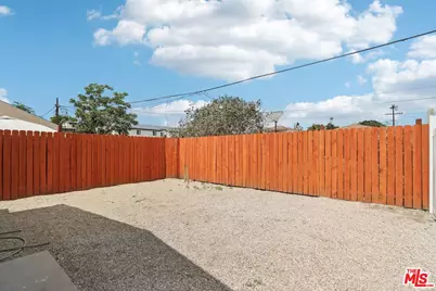 1675 E 111th St, Los Angeles, CA 90059 - Photo 30