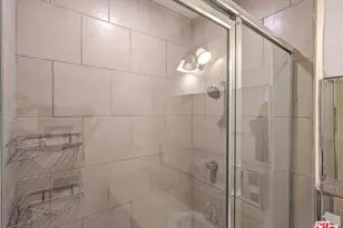 633 N Sweetzer Ave, West Hollywood, CA 90048 - Photo 10