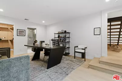 16708 Chaplin Ave, Encino, CA 91436 - Photo 26