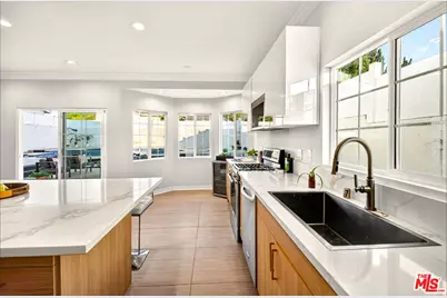 5514 Sylvia Ave, Tarzana, CA 91356 - Photo 24