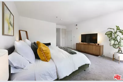 12633 Moorpark St #212, Studio City, CA 91604 - Photo 16