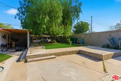 1700 Airport Dr, Bakersfield, CA 93308 - Photo 14
