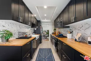 17084 Palisades Cir, Pacific Palisades, CA 90272 - Photo 10