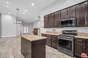 9628 Denhart Ave, California City, CA 93505 - Photo 14
