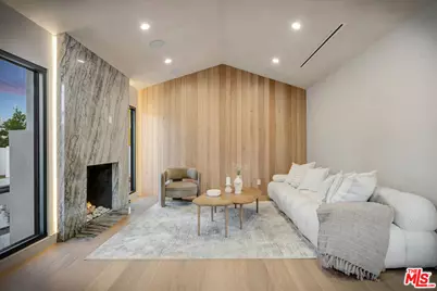 5853 Keokuk Ave, Woodland Hills, CA 91367 - Photo 16