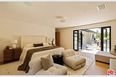 8628 Edwin Dr, Los Angeles, CA 90046 - Photo 16