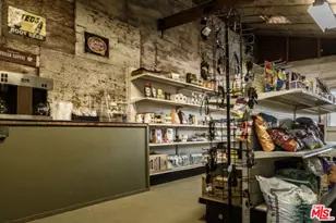 20288 Grey Mountain Rd, El Mirage, CA 92301 - Photo 12