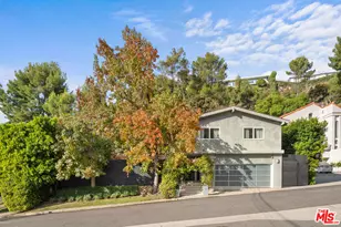 9767 Apricot Ln, Beverly Hills, CA 90210 - Photo 2