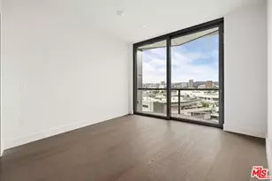 211 W Elm Ct, Los Angeles, CA 90067 - Photo 4