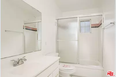 406 S St Andrews Pl, Los Angeles, CA 90020 - Photo 30