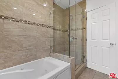 10823 Cantara St, Los Angeles, CA 91352 - Photo 18