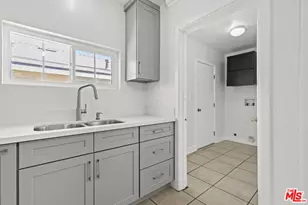 10823 Cantara St, Los Angeles, CA 91352 - Photo 26