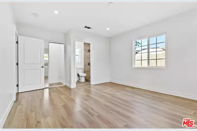 10823 Cantara St, Los Angeles, CA 91352 - Photo 50