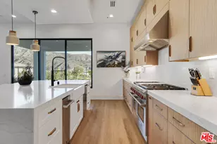 11862 N Hillsborough Ln, Porter Ranch, CA 91326 - Photo 12