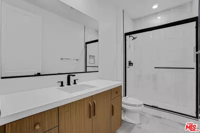 11862 N Hillsborough Ln, Porter Ranch, CA 91326 - Photo 34