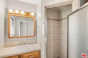 1621 Manning Ave, Los Angeles, CA 90024 - Photo 20