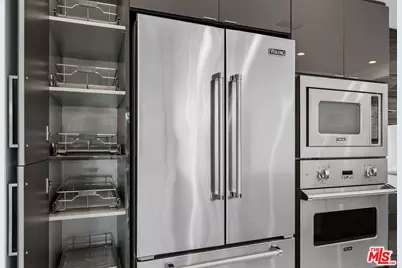 10660 Wilshire Blvd #804, Los Angeles, CA 90024 - Photo 22