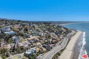 17810 Castellammare Dr, Pacific Palisades, CA 90272 - Photo 1