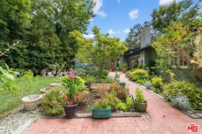 30604 Sicomoro Dr, Malibu, CA 90265 - Photo 16