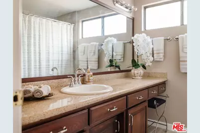 4837 Round Top Dr, Los Angeles, CA 90065 - Photo 20