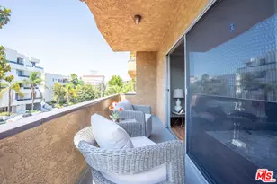 818 S Lucerne Blvd, Los Angeles, CA 90005 - Photo 26