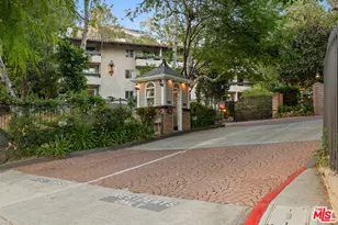 2700 Cahuenga Blvd, Los Angeles, CA 90068 - Photo 42