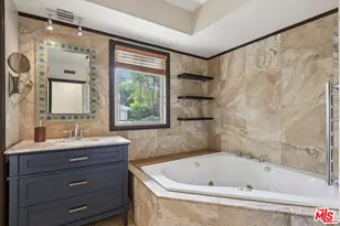 4511 Jubilo Dr, Tarzana, CA 91356 - Photo 16